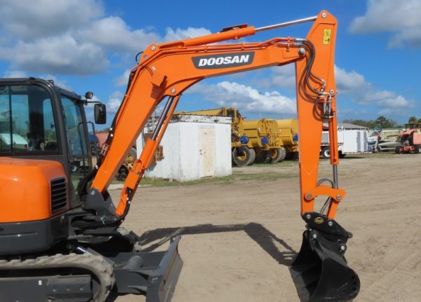 2021 Doosan DX62R-3 Mini Excavator - Image 32