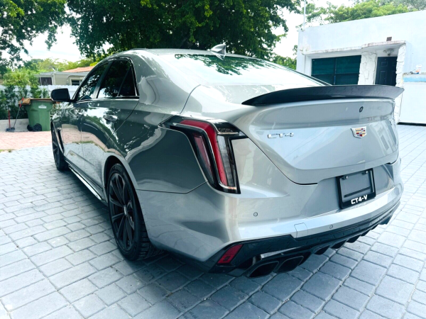 2023 Cadillac CT4-V BLACKWING - Image 18