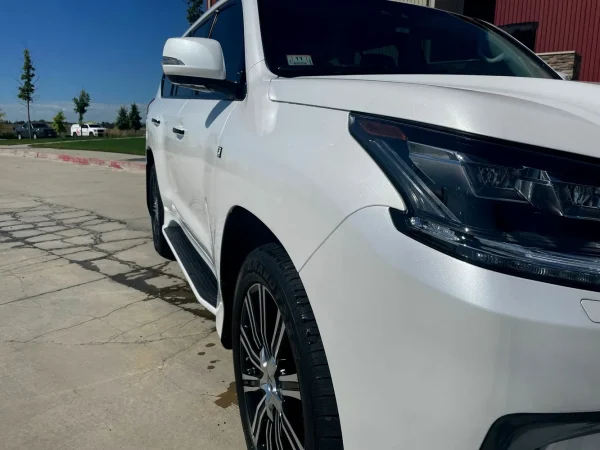 2019 Lexus LX570 Three-Row - Image 54