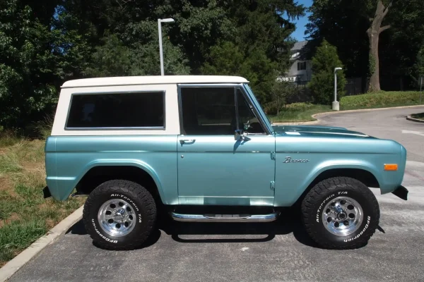 1977 Ford Bronco RestoMode - Image 30