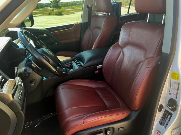 2019 Lexus LX570 Three-Row - Image 63