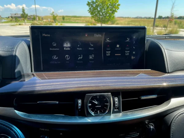 2019 Lexus LX570 Three-Row - Image 3