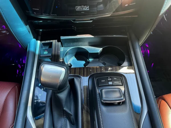 2019 Lexus LX570 Three-Row - Image 6