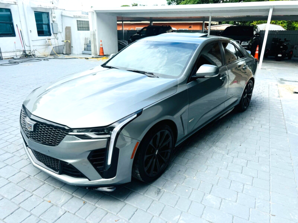 2023 Cadillac CT4-V BLACKWING - Image 10