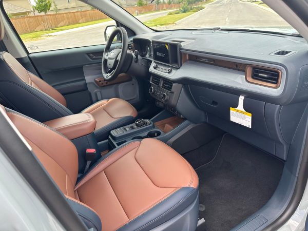 2023 Ford Maverick Lariat Luxury Package - Image 7
