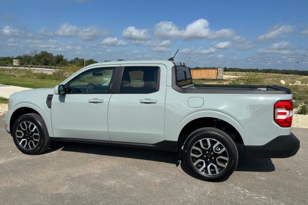2023 Ford Maverick Lariat Luxury Package - Image 8
