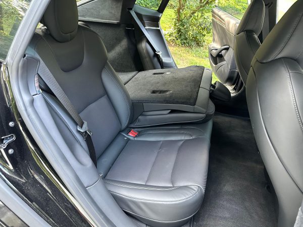 2022 Tesla Model S Dual-Motor AWD - Image 6