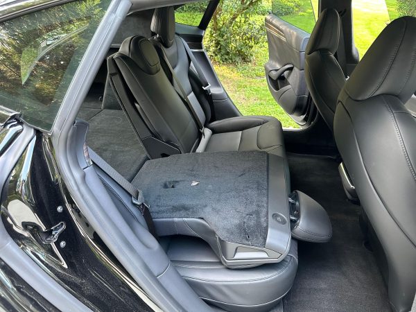 2022 Tesla Model S Dual-Motor AWD - Image 15