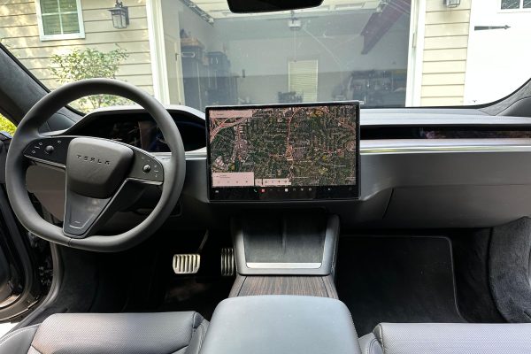 2022 Tesla Model S Dual-Motor AWD - Image 26