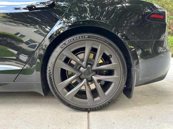 2022 Tesla Model S Dual-Motor AWD - Image 14