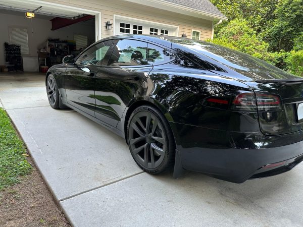 2022 Tesla Model S Dual-Motor AWD - Image 50