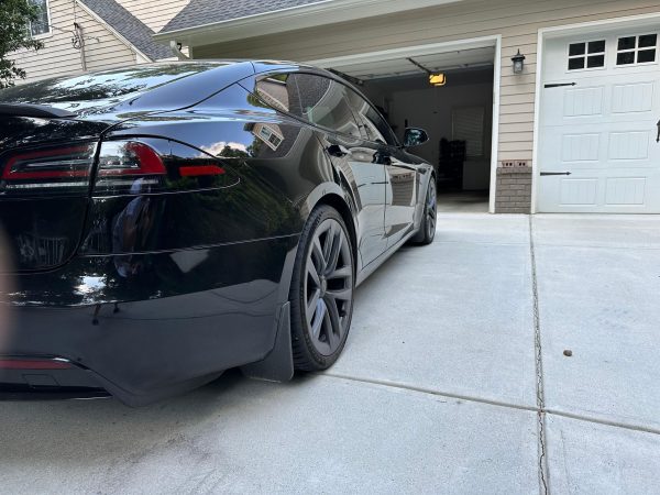 2022 Tesla Model S Dual-Motor AWD - Image 54