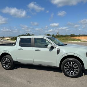 2023 Ford Maverick Lariat Luxury Package