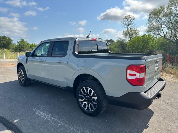 2023 Ford Maverick Lariat Luxury Package - Image 39