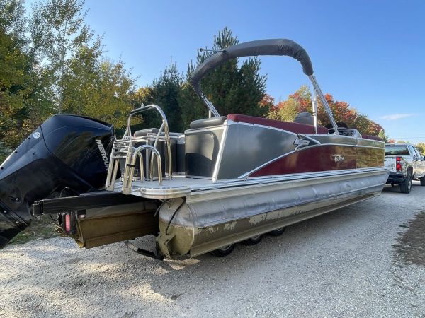 2021 Tahoe Pontoons Cascade Quad Lounger 25' - Image 9