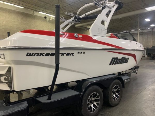2020 Malibu Boats 21 VLX - Image 19