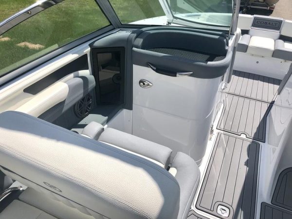 2018 Cobalt Boats 25SC - Image 42