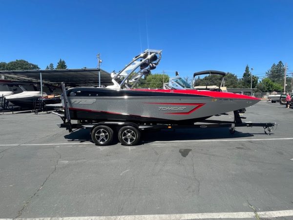 2016 MB Tomcat 22' - Image 24