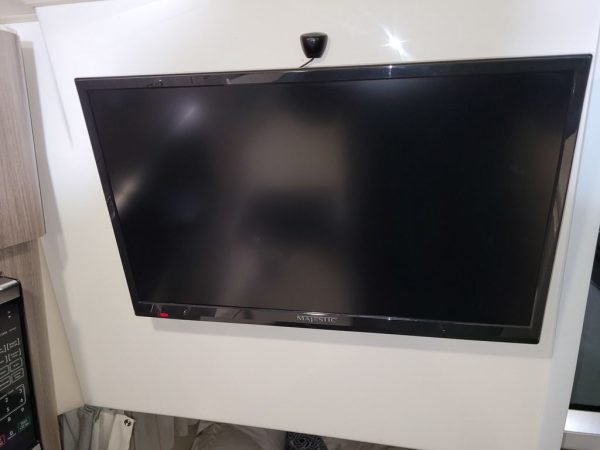 2020 Regal 28 Express - Image 25