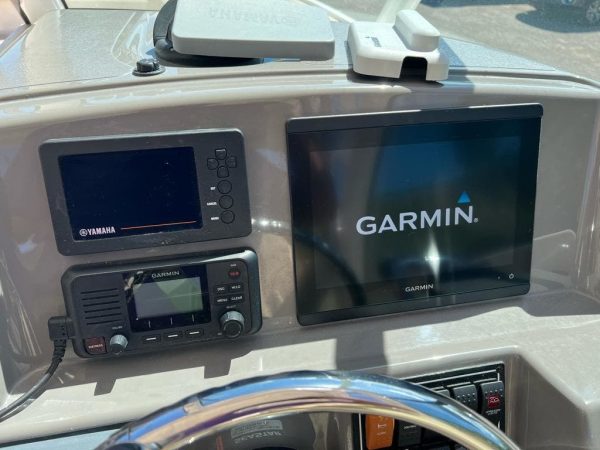 2018 Pursuit DC 265 - Image 33
