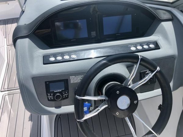 2018 Cobalt Boats 25SC - Image 53