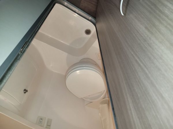 2020 Regal 28 Express - Image 6