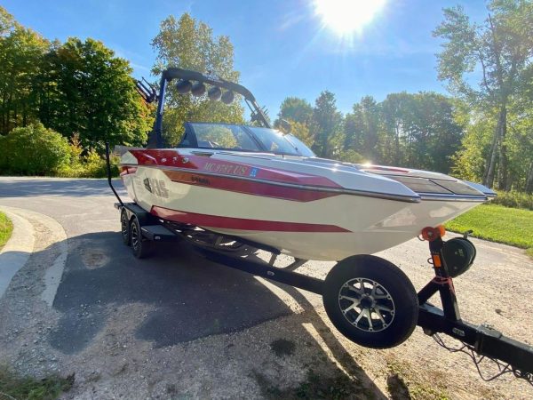2022 Axis Wake Research A22