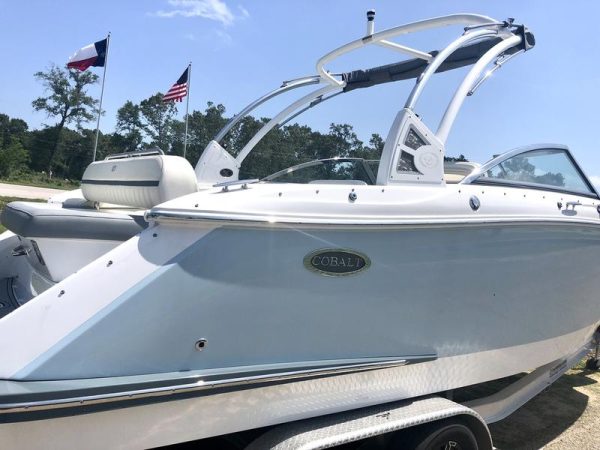 2018 Cobalt Boats 25SC - Image 5
