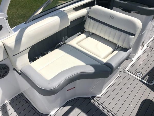 2018 Cobalt Boats 25SC - Image 7