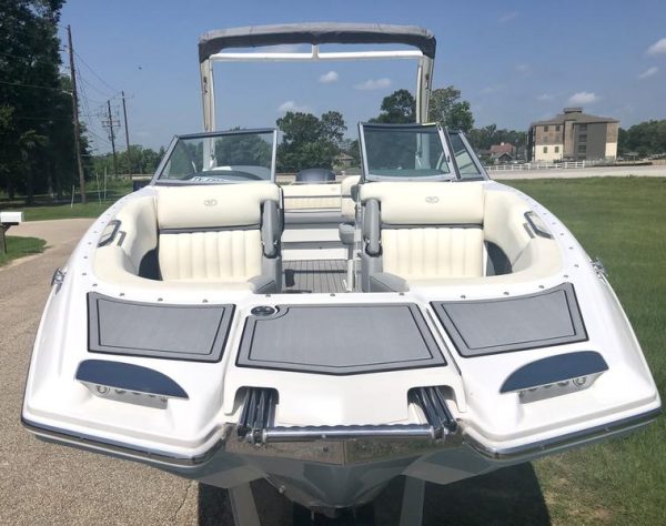 2018 Cobalt Boats 25SC - Image 8
