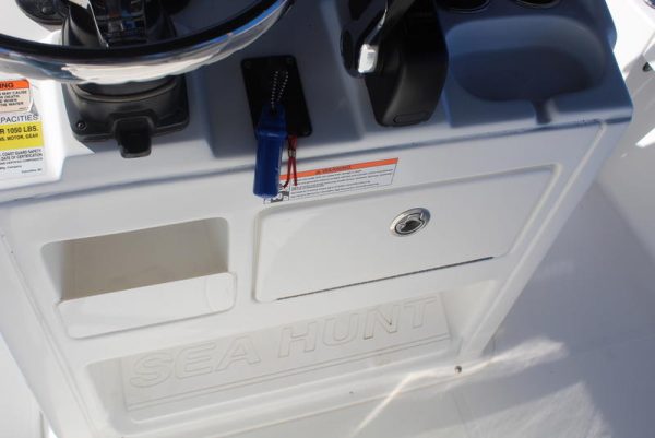 2016 Sea Hunt RZR 22 - Image 107