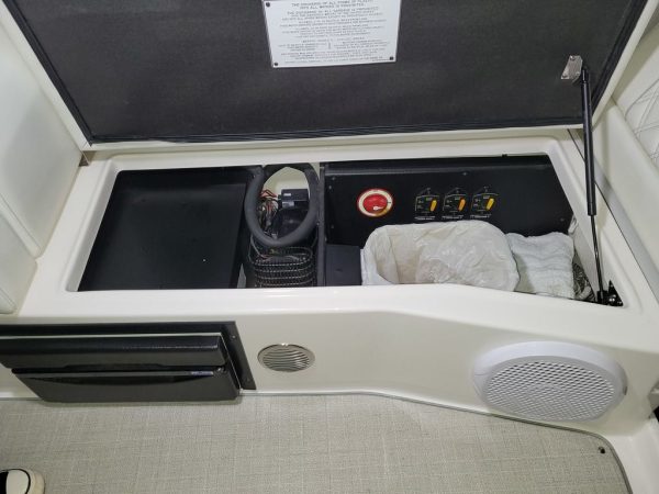 2020 Regal 28 Express - Image 47