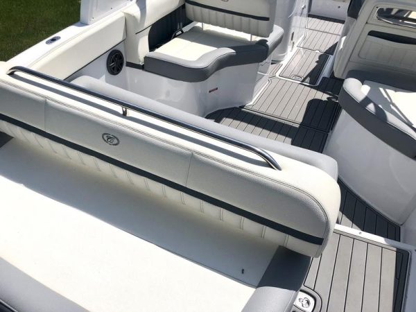 2018 Cobalt Boats 25SC - Image 15