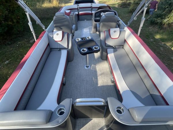 2021 Tahoe Pontoons Cascade Quad Lounger 25' - Image 5