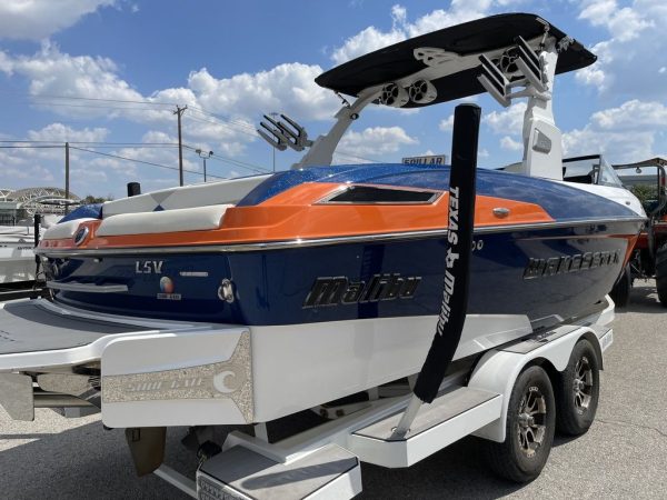 2016 Malibu Boats 23 LSV - Image 7