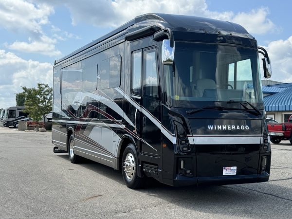 2022 WINNEBAGO JOURNEY 34N