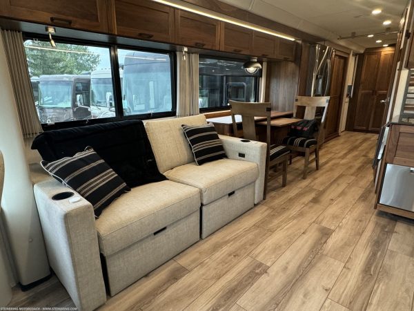 2022 WINNEBAGO JOURNEY 34N - Image 66