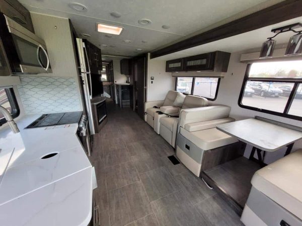 2022 Coachmen Mirada 35ES - Image 13