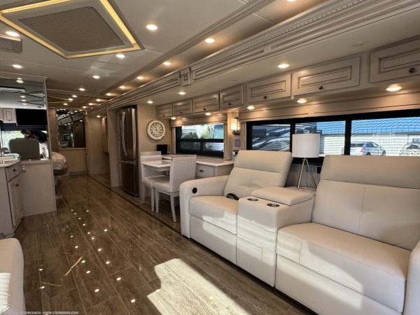 2022 Newmar Dutch Star 4369 - Image 14