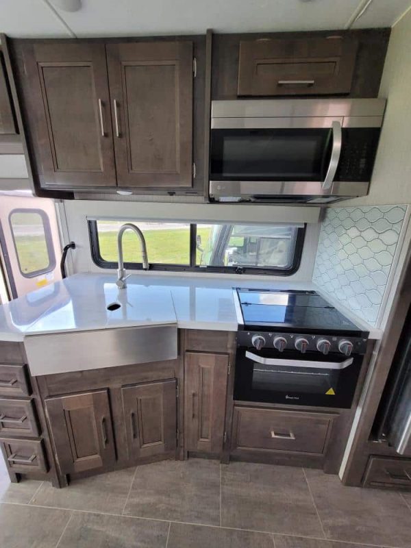 2022 Coachmen Mirada 35ES - Image 18