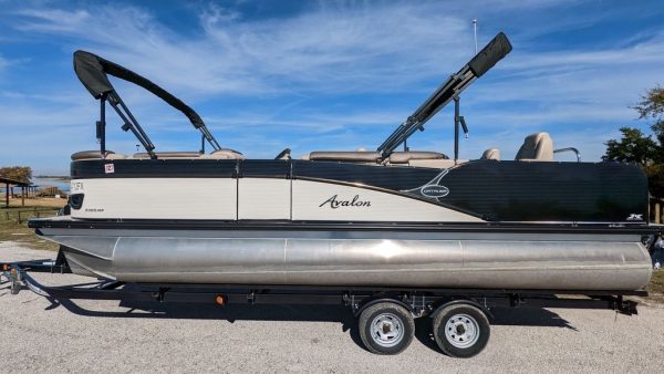 2020 Avalon Catalina Texas Edition Rear Fish 23' - Image 15