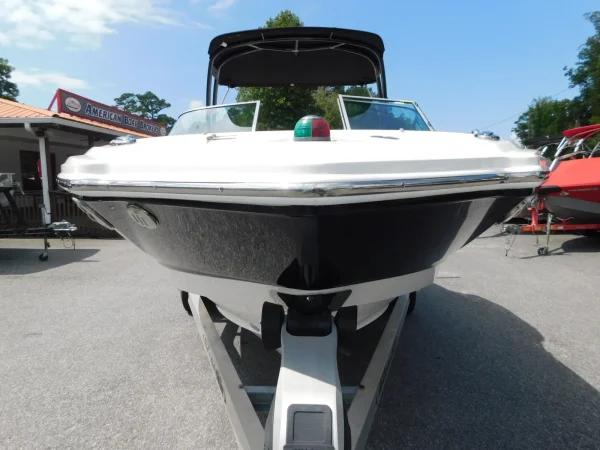 2016 Chaparral 216 SSI - Image 5