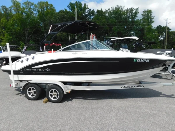 2016 Chaparral 216 SSI