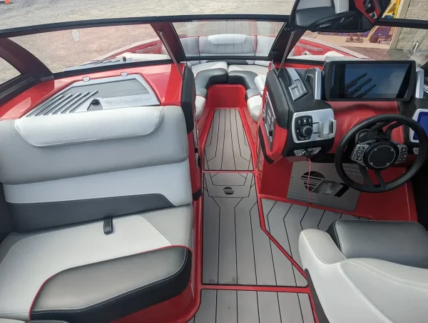 2016 Malibu  Wakesetter M235 - Image 15