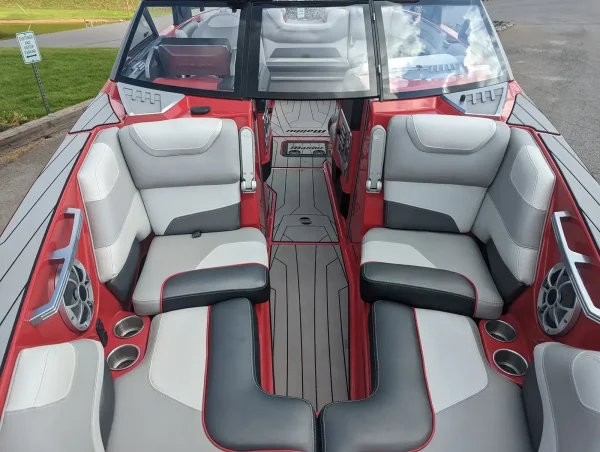 2016 Malibu  Wakesetter M235 - Image 27