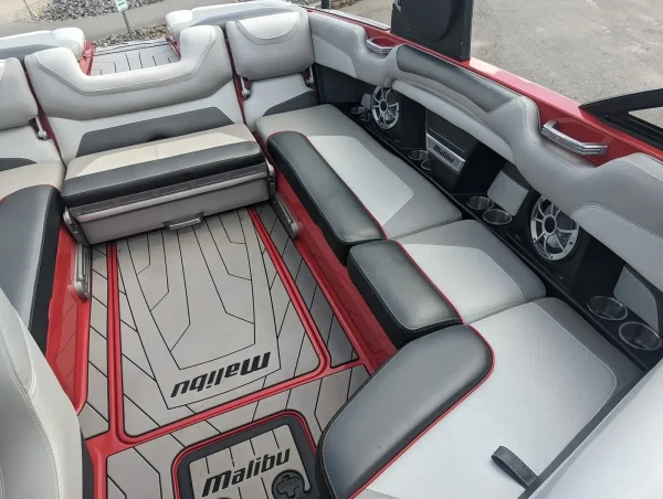 2016 Malibu  Wakesetter M235 - Image 29