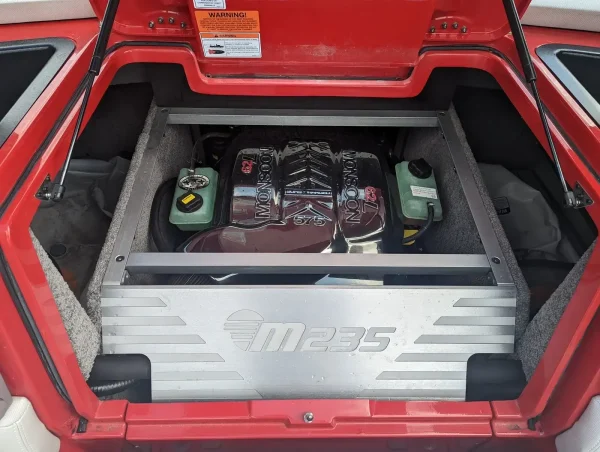 2016 Malibu  Wakesetter M235 - Image 33