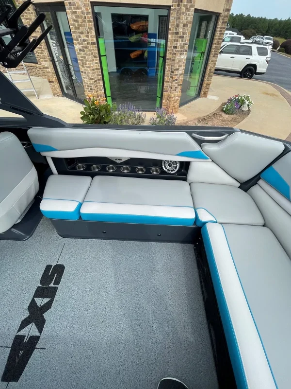 2017 Axis A24 - Image 5