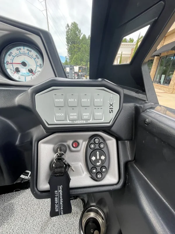 2017 Axis A24 - Image 10