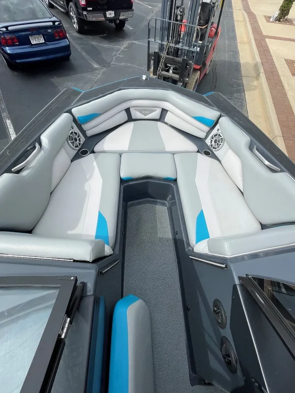 2017 Axis A24 - Image 12